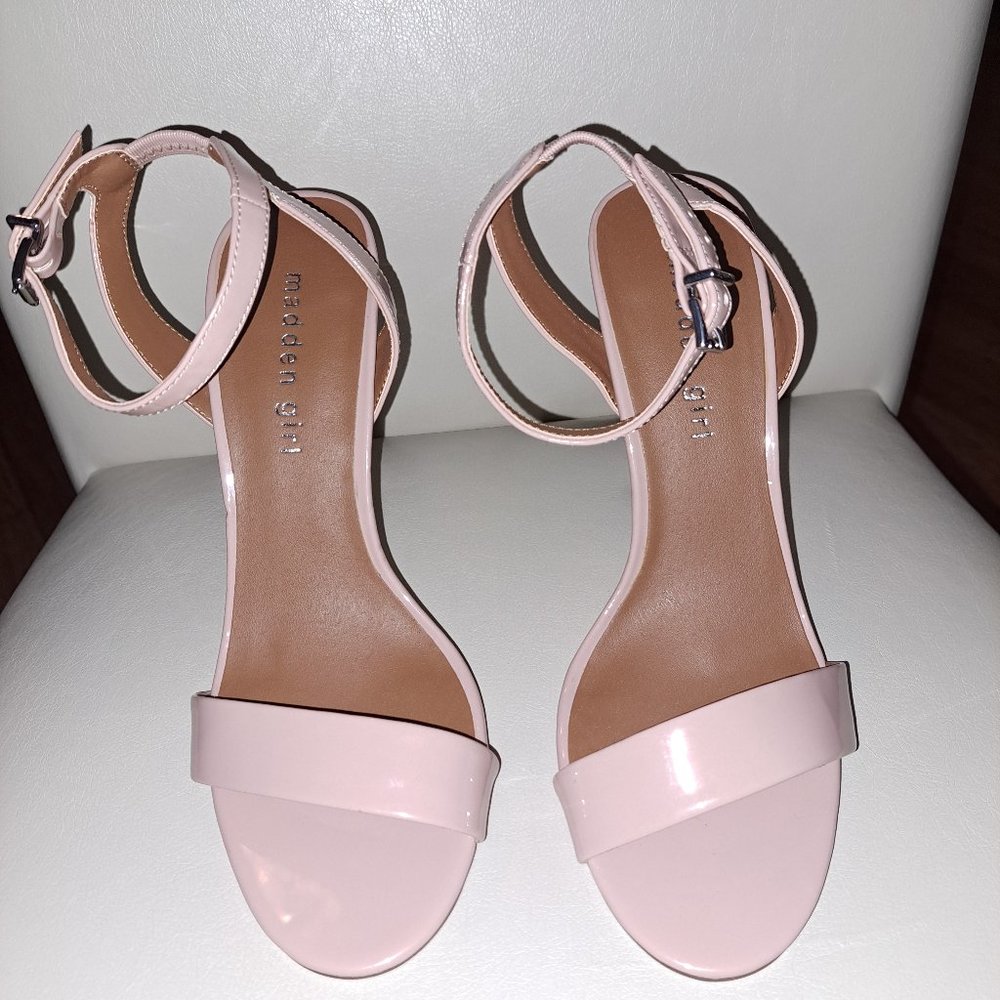 Madden Girl Sandals size 7 1/2